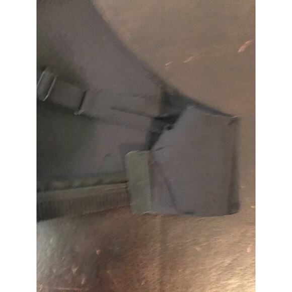 Lululemon AirSupport Bra *High Support, C-DDD Cups Black/Asphalt - Size 34DD - Picture 7 of 11